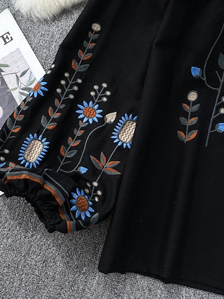 Women Spring Blouse Ethnic Style Retro Literature Loose Embroidered Cotton Linen Round Neck Pullover Shirt Casual Top D3549