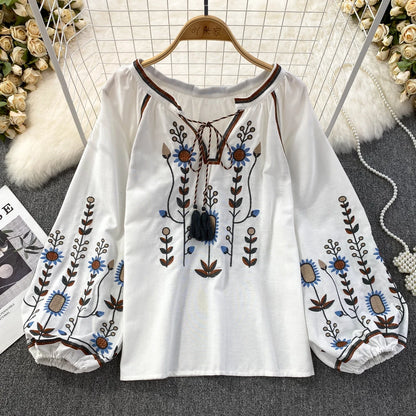 Women Spring Blouse Ethnic Style Retro Literature Loose Embroidered Cotton Linen Round Neck Pullover Shirt Casual Top D3549